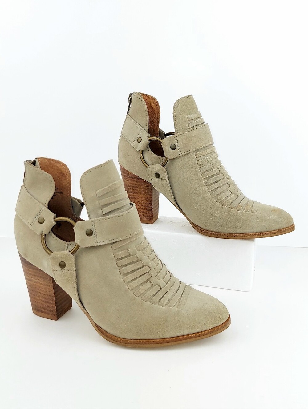 Seychelles Impossible Suede Harness Ankle Boots Size 7